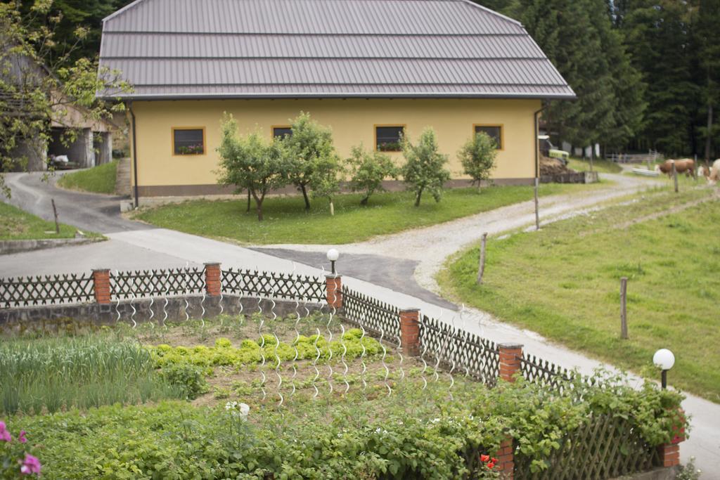 Tourist Farm Mraz Vila Podčetrtek Exterior foto