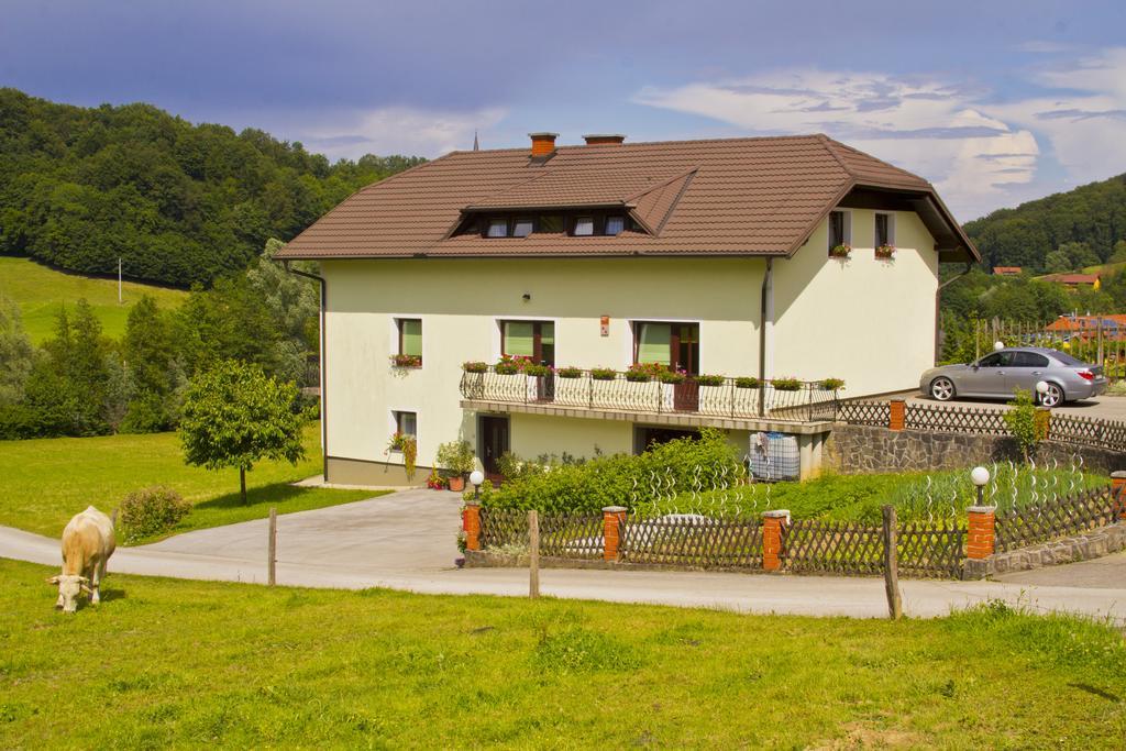 Tourist Farm Mraz Vila Podčetrtek Exterior foto